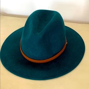 Green felt Free People hat